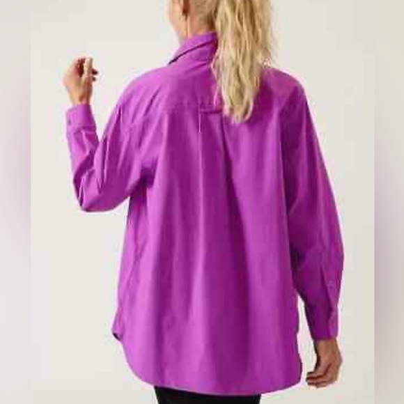 Athleta Oversized Poplin Button Down Blouse, Long Sleeve, Jazzy Purple, Size XS - Picture 3 of 15